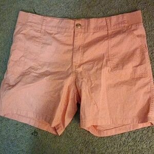 Lee riders mid rise shorts size 18